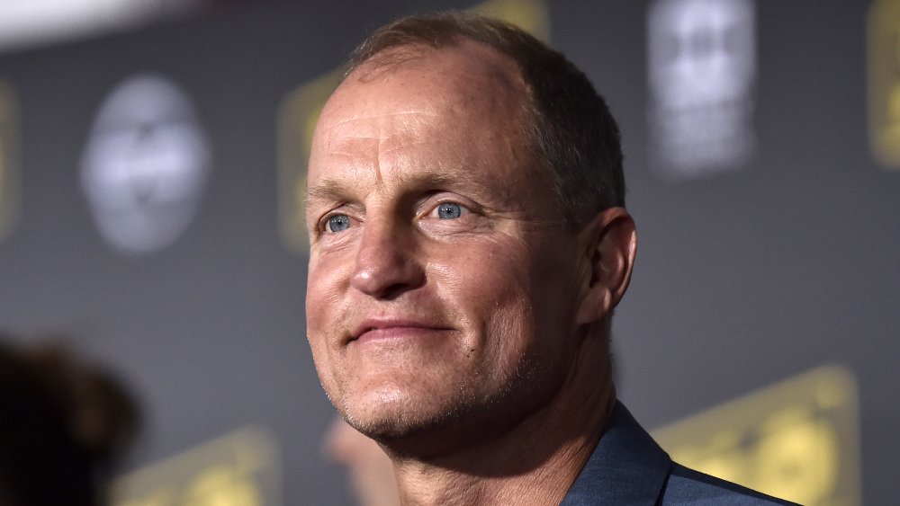 Woody harrelson cheers